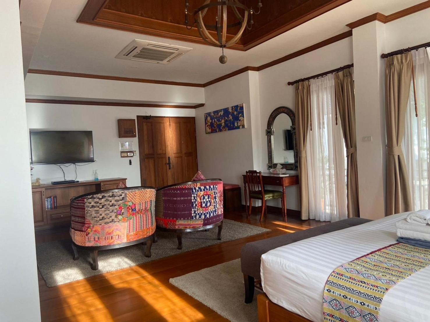 Baan Huenphen Boutique Hotel Chiang Mai Quarto foto