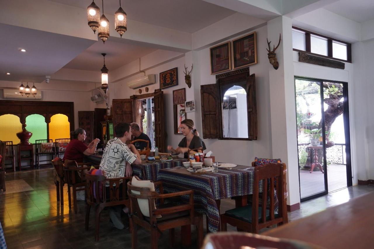 Baan Huenphen Boutique Hotel Chiang Mai Exterior foto